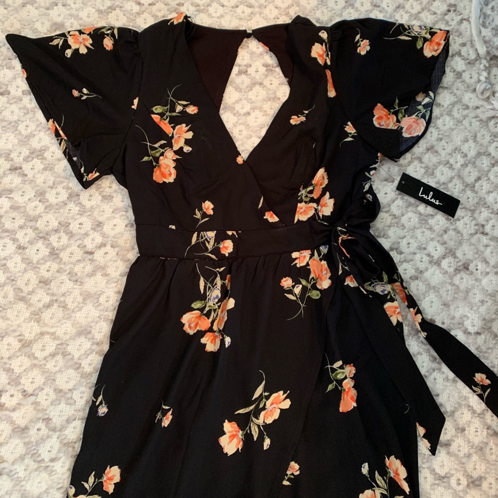 NWT Lulus High Low Floral Dress